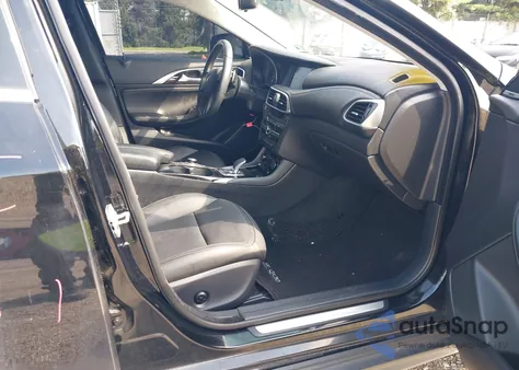 2018 Infiniti Qx30 Premium from USA, damaged, VIN SJKCH5CR9JA047274